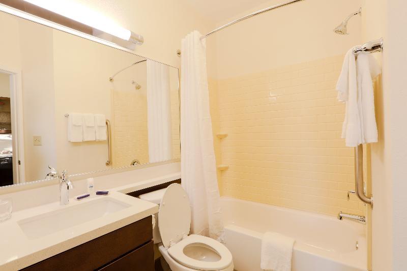 Candlewood Suites Auburn By Ihg Exterior photo